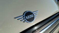 MINI Hatchback 1.5 Cooper Classic 5dr Auto Petrol Hatchback